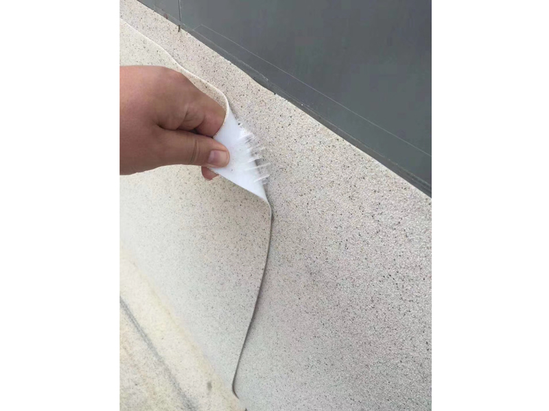 非沥青基自粘胶膜防水卷材的施工搭接